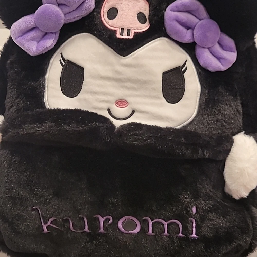 Kuromi fuzzy backpack NIP - Picture 4 of 11